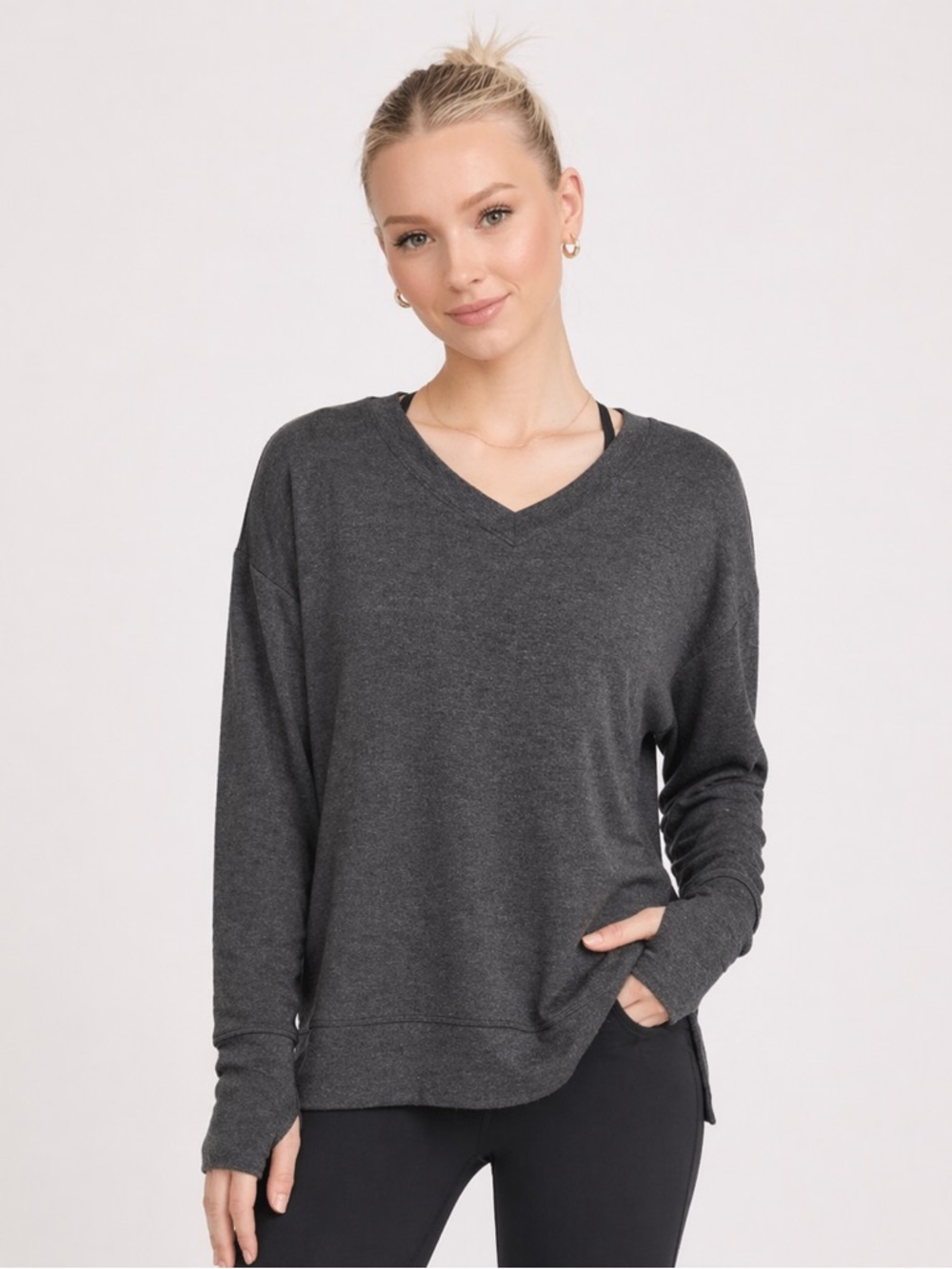Athleta Coaster Luxe V Neck Sweatshirt Womens Small Gray Lounge